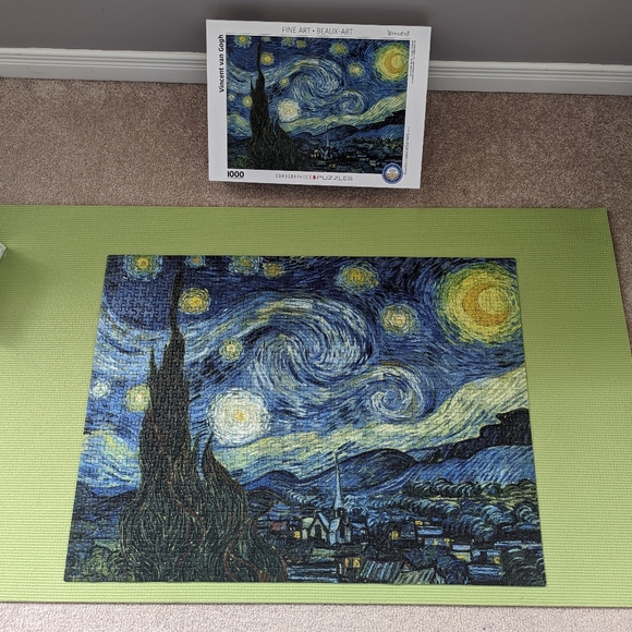 starry night 1000 piece puzzle - Picture 1 of 1